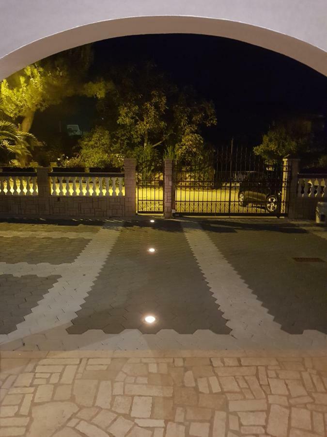 Apartmani Krajnovic Fažana Dış mekan fotoğraf